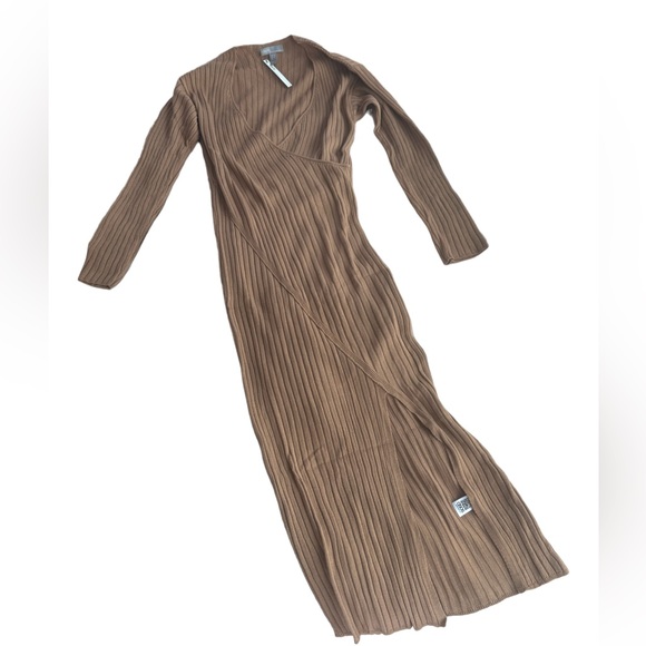 Asos Womens Brown Knit V-Neck Sweater Midi Dress - Size 6 - New - Picture 2 of 6